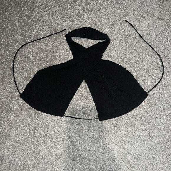 Bikini - Picture 3 of 5